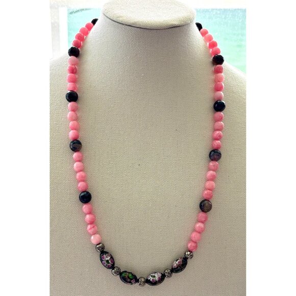 Vintage-Inspired Pink & Black Beaded Necklace With Hand-Painted Floral Cloisonné - Picture 1 of 8